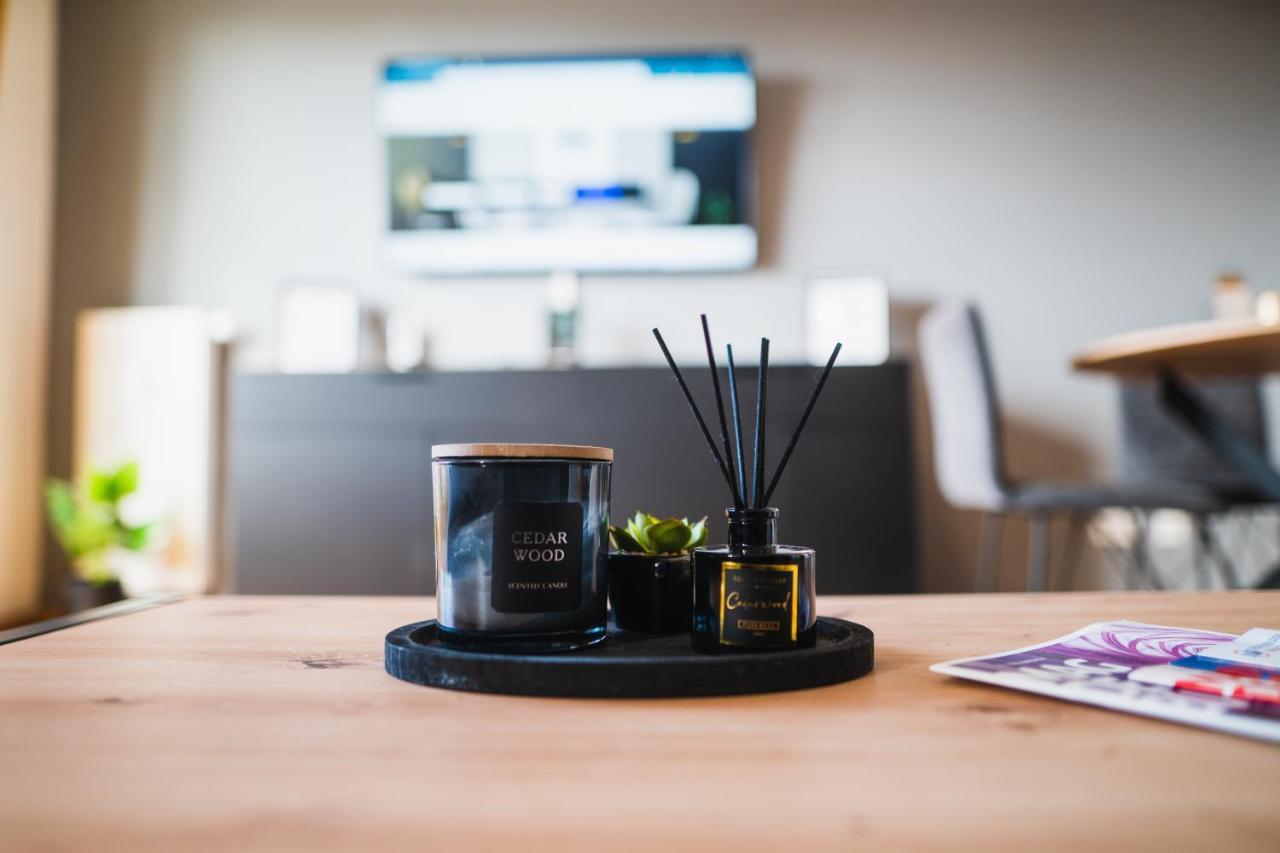Deluxe Apartment I Klimaanlage I Tiefgarage I Balkon I Wlan มัคเดอบวร์ก ภายนอก รูปภาพ